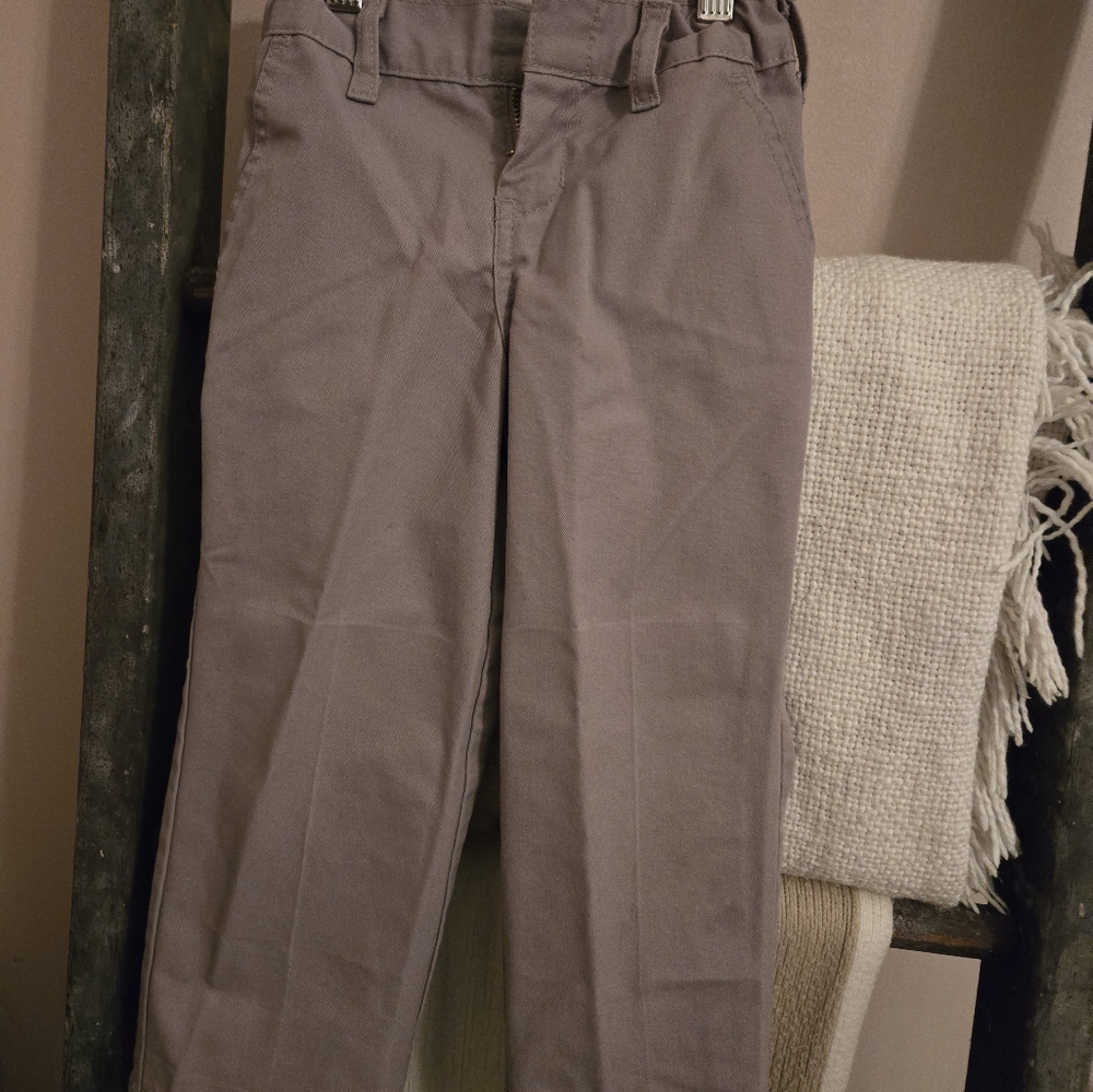 Dickies Gray Casual Chinos with Smooth Fabric and Straight Fit
